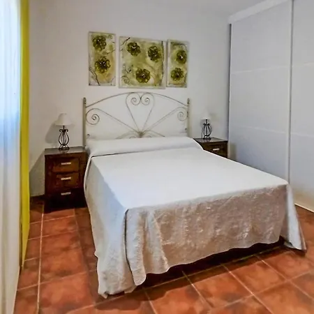 Holiday home 3 Bedroom Lovely In Chiclana De La Fronter
