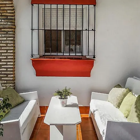 3 Bedroom Lovely In Chiclana De La Fronter Holiday home Chiclana de la Frontera
